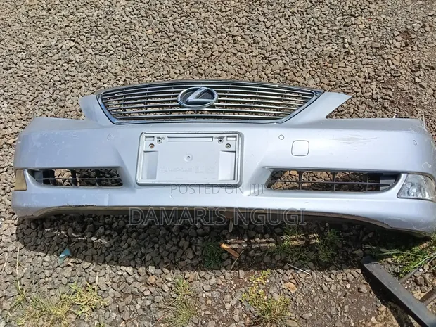Lexus Saloon Front Bumper (2008-2010) - 1