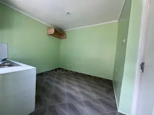 1 Bedroom Bedsitter for Rent in Karai