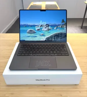 Apple MacBook Pro 2025 M5 14" 24GB RAM 1TB SSD