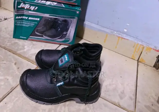 Steel Toe Safety Boots - Size 41 - 1