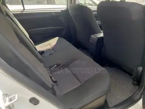 Toyota Corolla Fielder 2018 Hybrid White