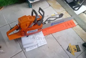 New Husqvarna 272 Chainsaw
