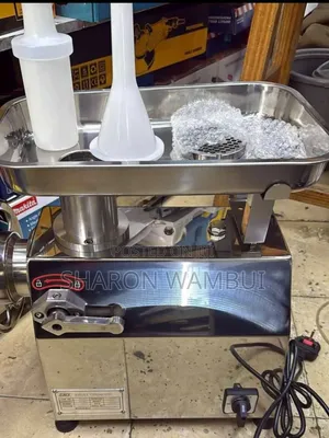 Brand New Commercial M22 Meat Mincer with Reverse