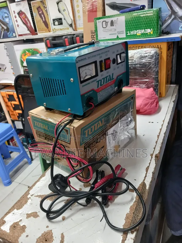 Total TBC1601 12V/24V Battery Charger - 1