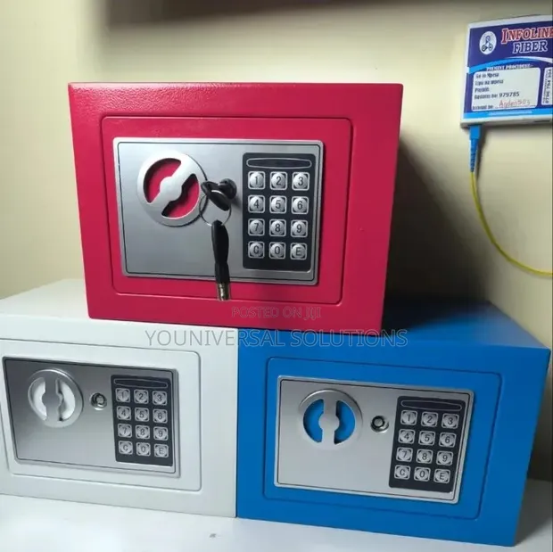 Vaultex Digital Safe Box 23x17x17cm - 1