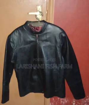 Jaketi ya Ngozi laini - Mpya kabisa