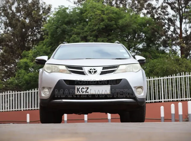 Toyota RAV4 Limited 2014 Silver - 1