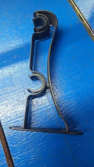 Powder Coated Iron Curtain Rod Brackets