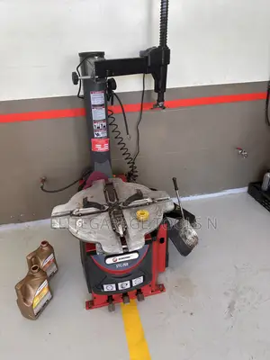 Sunshine Italy STC-768 Tyre Changer