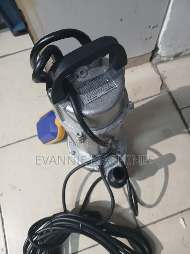 0.5 HP Electric Submersible Water Pump - 1
