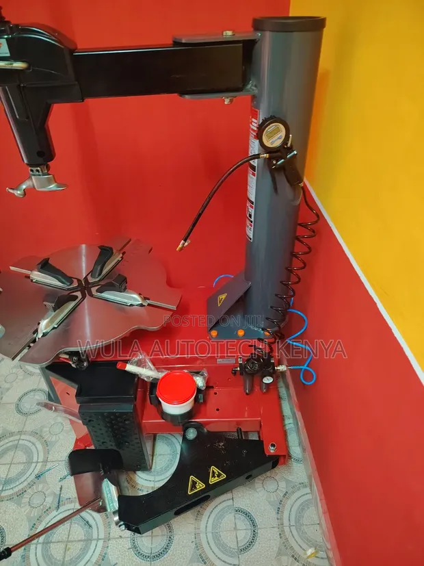 Sunshine STC-768 Professional Tyre Changer - 1