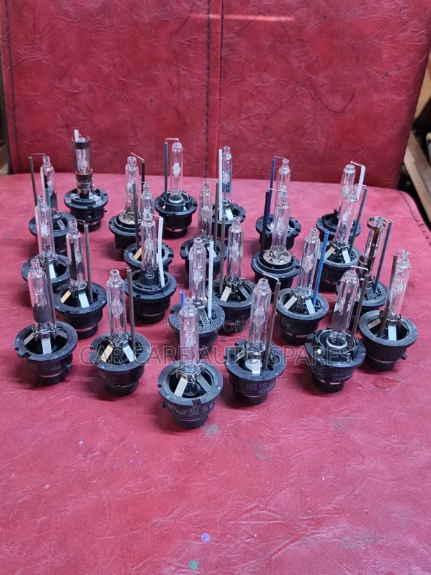 D4R, D4S, D2S Xenon Bulbs - Japan - 1