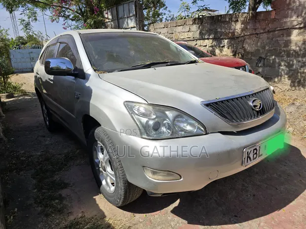 Toyota Harrier 2003 Silver - 1
