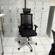150kg Holding Office Chair with Headrest - 1