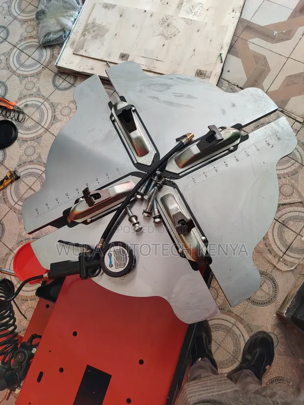 Sunshine STC-768 Heavy Duty Tyre Changer Machine - 1