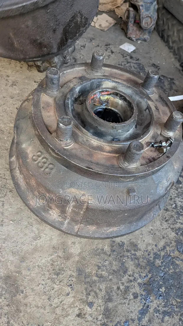 Isuzu Free 33 Truck Front Drum - 1