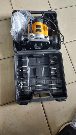 Brand New Dera Wood Router 1200W