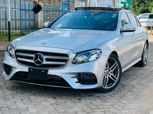 Mercedes-Benz Vehicle Rental