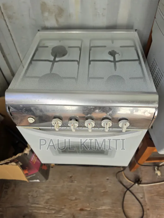 Universal 4-Burner Gas Cooker - 1