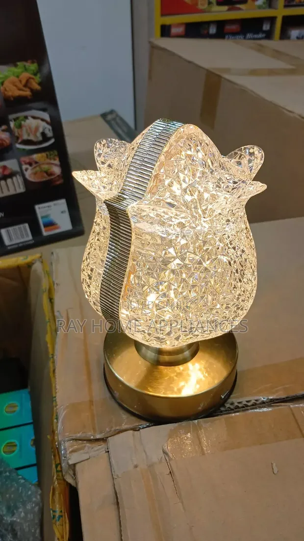 Rechargeable Flower Shaped Table Lamp with Touch Control - 1
