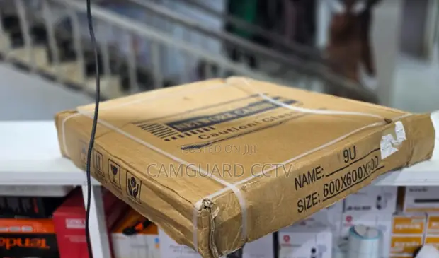 9U 600x600 Flat Pack Network Rack Cabinet - 1