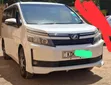 Toyota Voxy 2016 White - 2