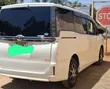 Toyota Voxy 2016 White - 3