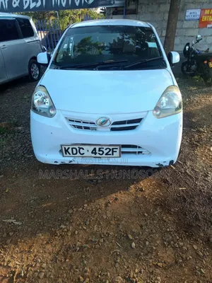 Daihatsu Mira 2014