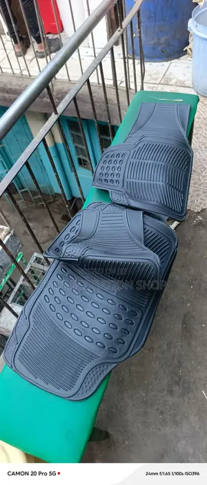 7-Seater All-Weather Floor Mats - Traps Water, Mud, Debris