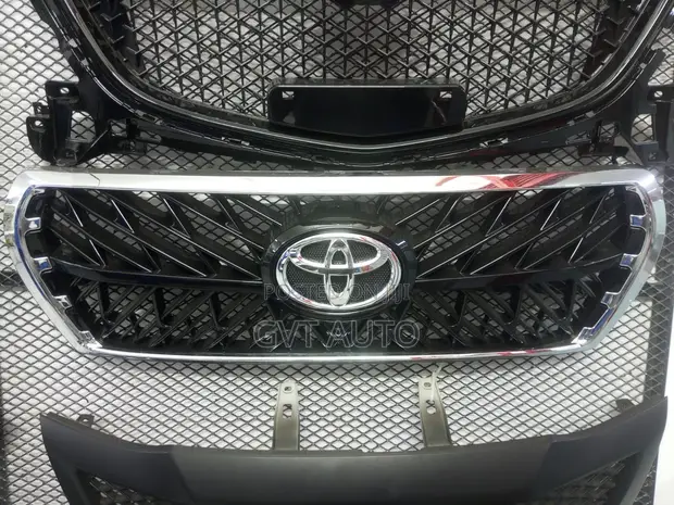 Land Cruiser 200 Series Aftermarket TRD Grill - 1