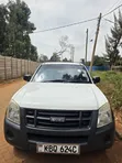 Isuzu D-MAX 2011 Double Cab Pickup - 3