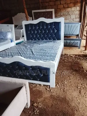 4x6 White and Navy Blue Faux Leather Bed