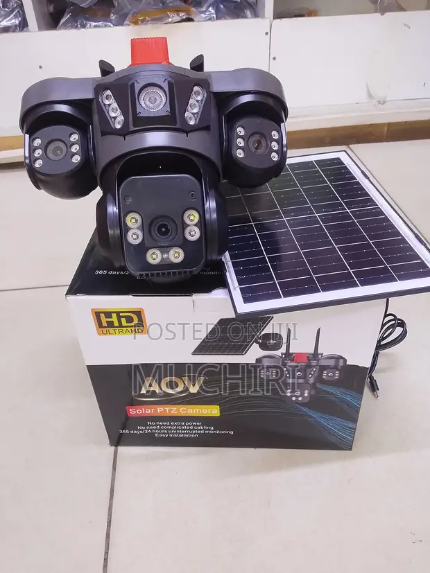 Kamera ya CCTV ya V380 Pro 4G Triple Lens Solar PTZ - 1