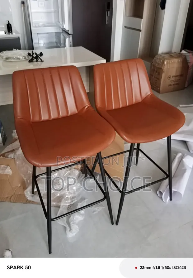 DA Kitchen Counter Chair - 1
