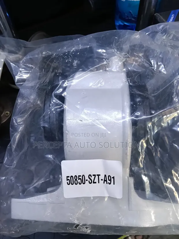 Honda Fit/Fit Hybrid, CR-Z Gear Mount 50850-SZT-A91 - 1