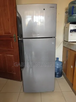 Friji la Samsung - Safi, Linalotosha & Limehifadhiwa Vizuri