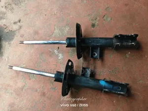 Mercedes-Benz B180 Front Shock Absorbers (Used)