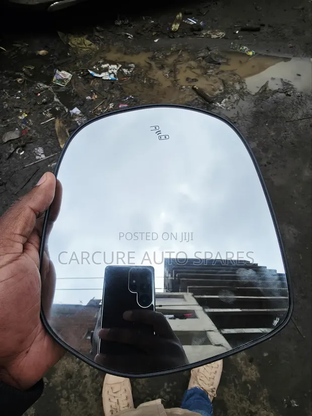 Toyota Land Cruiser Prado 150 V8 LX570 Mirror with Sensor (Used) - 1