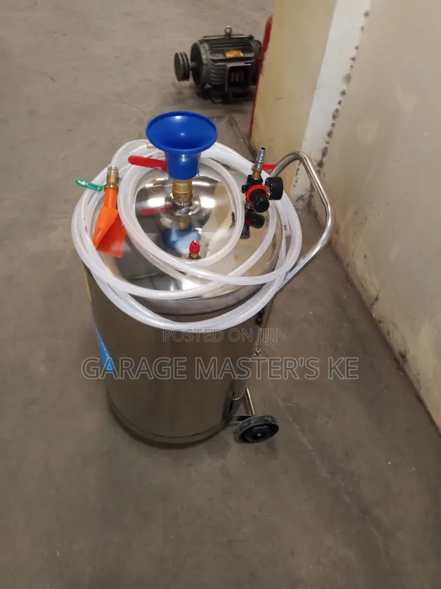 Brand New Italian Pneumatic Oil Extractor 80L - 1