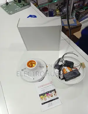 Hidden WiFi Security Camera Bulb Holder