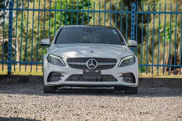 Mercedes-Benz C200 2019 - 1