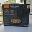RAF 1000W Heart-Shaped Waffle Maker - 1