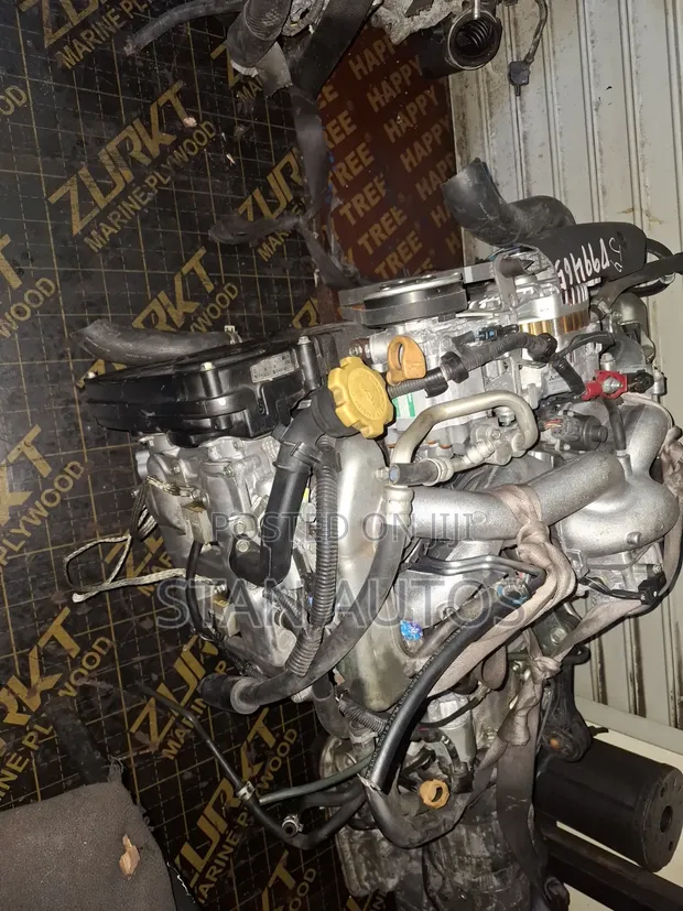 Subaru Forester EJ20 Complete Engine (Used) - 1