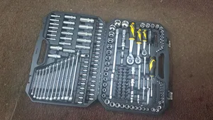 Quality Socket Wrench Set - Brand New
