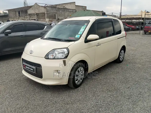 Toyota Porte 2018 Pearl - 1