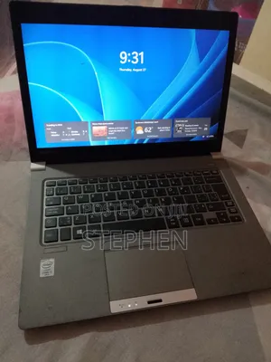 Toshiba Portege Z30-A Laptop: Core i5, 8GB RAM, 256GB SSD