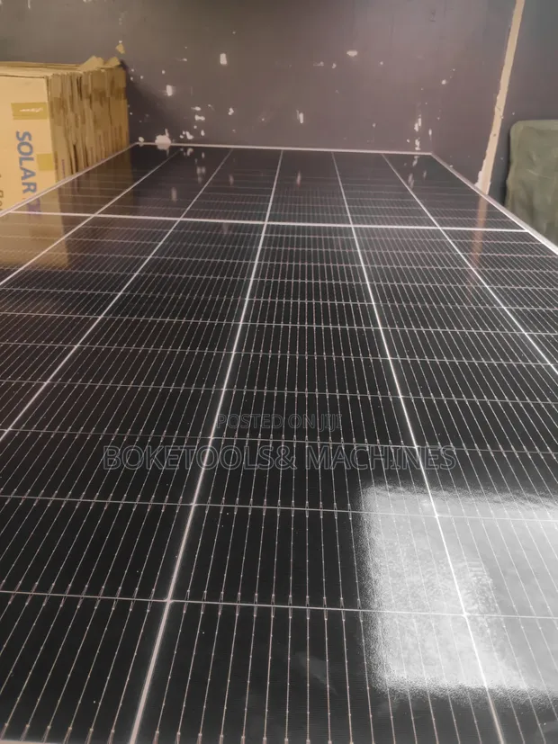 590W Solar Panel - 1