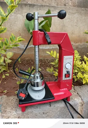 Brand New Tyre Vulcanizing Machine