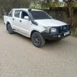 Toyota Hilux 2012 White - 1