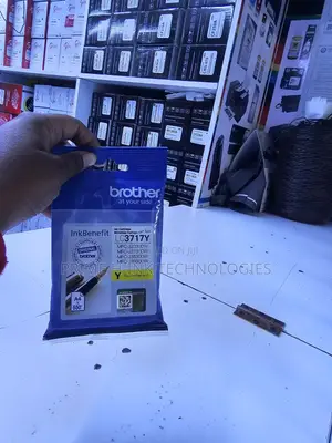 Brother LC3717 Yellow Ink Cartridge